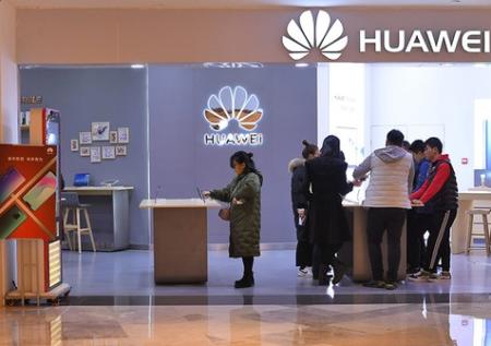 Продукция Huawei исчезла с сайта облачного сервиса Microsoft