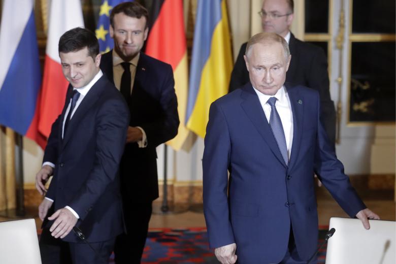 Владимир Зеленский, Эммануэль Макрон, Владимир Путин 