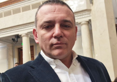 Еще один украинский депутат потребовал от Киева подписать перемирие