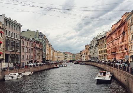 МЧС наградит петербуржцев, спасавших детей из тонущего в реке автомобиля