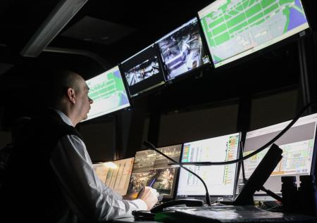 Появилась запись переговоров с увидевшим пожар на самолете S7 диспетчером