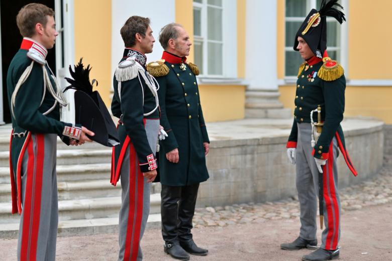 Кадр из сериала «Союз спасения»