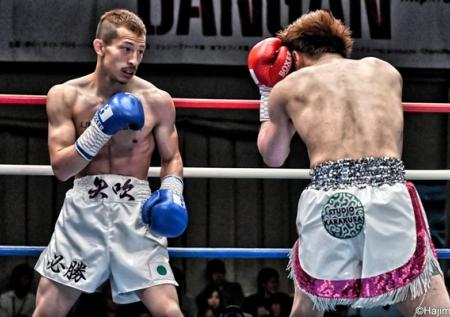 Ябуки сенсационно нокаутировал Терадзи и стал чемпионом по версии WBC