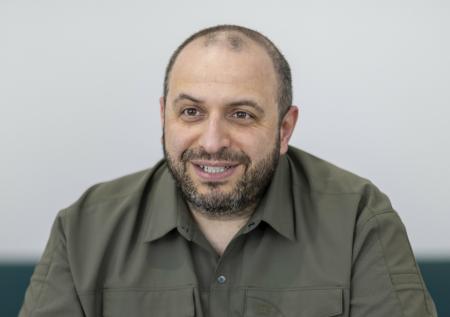 Верховная рада одобрила назначение нового министра обороны Украины
