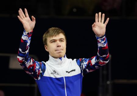 Елистратов стал чемпионом Европы по шорт-треку на дистанции 3000 м