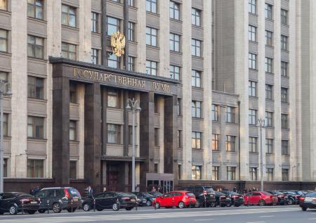 Политик предложил наказывать депутатов-обманщиков