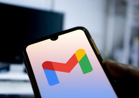 Россиян предупредили о возможной блокировке сервисов Google на Android