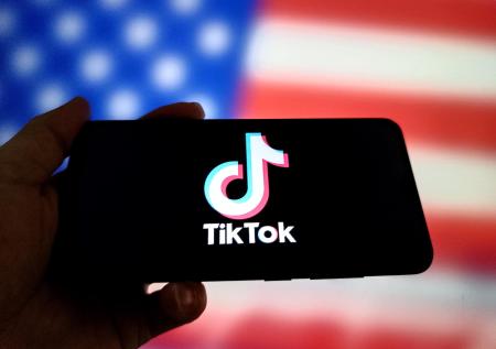 Китай отклонил продажу TikTok США из-за новых пошлин Трампа