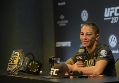 Угнанная машина бойца UFC возвращена владелице