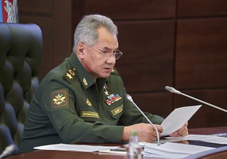 «Быстро адаптируется»: писатель Быков оценил Шойгу, как преемника Путина