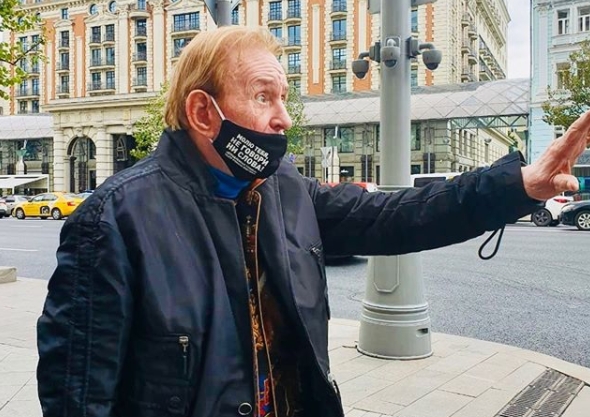 Роман Виктюк