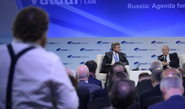 Президент России Владимир Путин на заседании дискуссионного клуба «Валдай»