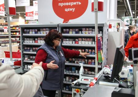 Государство установит единую минимальную цену на сигареты
