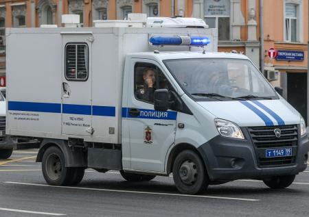 Два мигранта занимались сексом на глазах у детей в российском городе