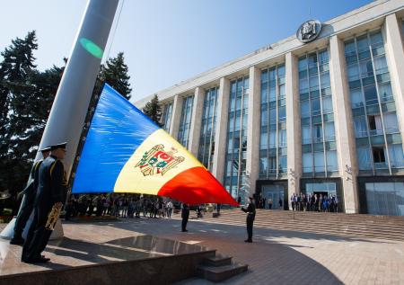 Премьер Молдавии: страна намерена сохранить нейтралитет