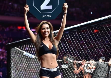 Попов проиграл на турнире UFC