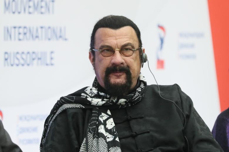 Актер Стивен Сигал
