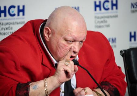 Шоумен позвал Моргенштерна и Галкина поработать на кладбище
