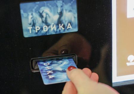 Жители Ленинградской области будут оплачивать проезд картой «Тройка»
