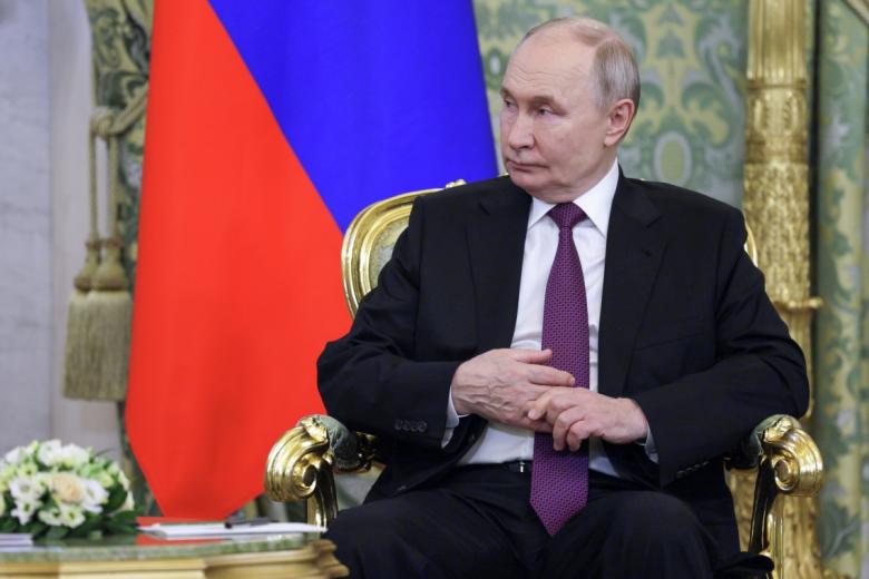 Президент РФ Владимир Путин во время встречи c президентом Белоруссии Александром Лукашенко