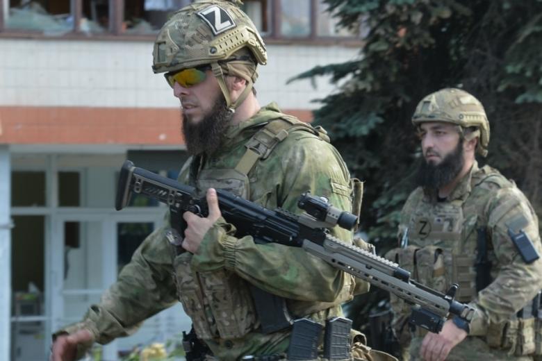  Бойцы чеченского отряда «Ахмат» 