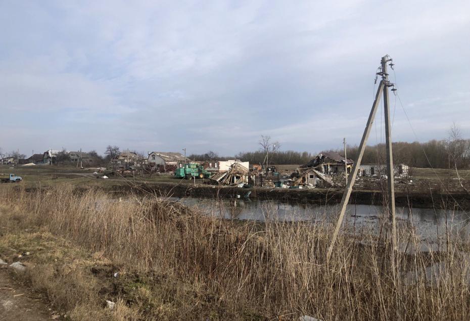 Вид на село Черкасское Поречное Курской области
