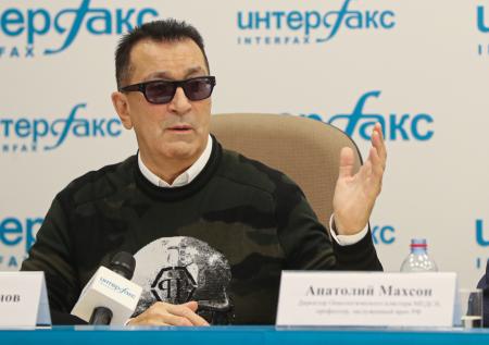 Буйнов рассказал, как Крутой спас от смерти его жену