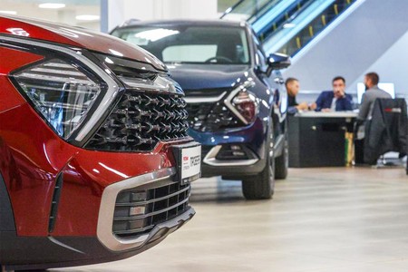 Kia в очередной раз намекнула на скорое возвращение в Россию