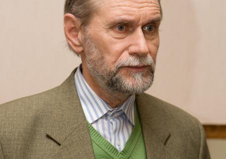Коклюшкин отказался от приписываемых ему слов после иска Петросяна