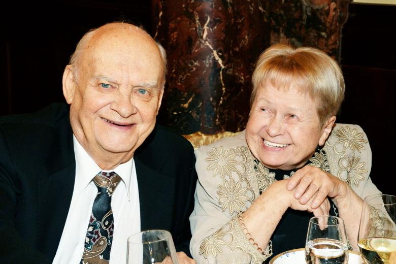 Александра Пахмутова и Николай Добронравов