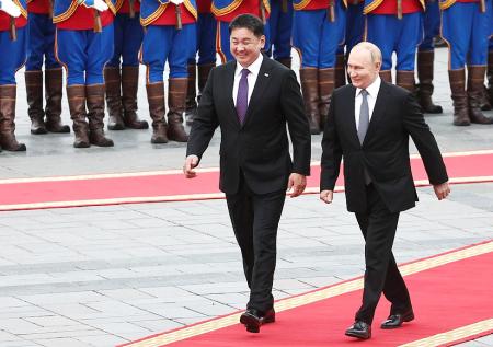 МУС обвинил Монголию в неисполнении ордера на арест Путина