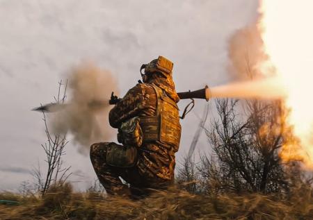 Боец Нацгвардии разнес пять квартир выстрелом из гранатомета в Кривом Роге