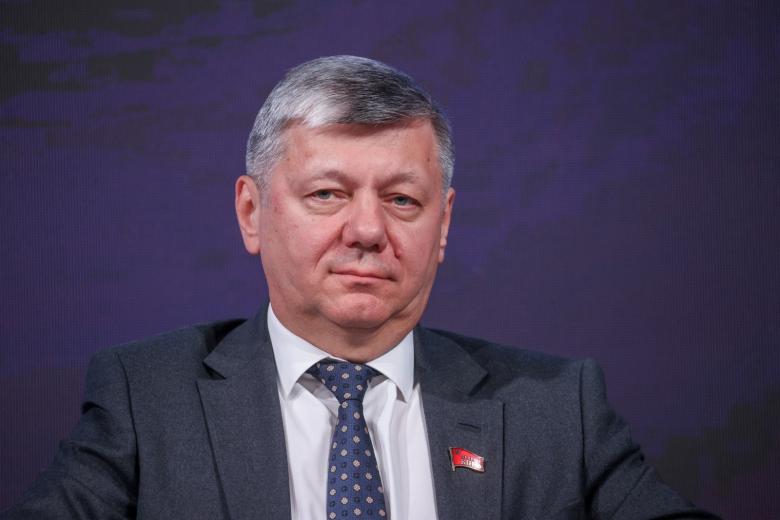 Дмитрий Новиков