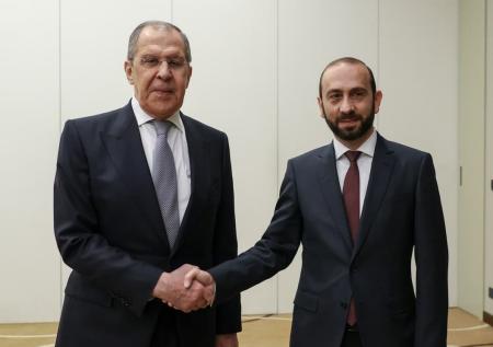 Лавров и Мирзоян обсудили ситуацию в Карабахе и взаимодействие в ОДКБ