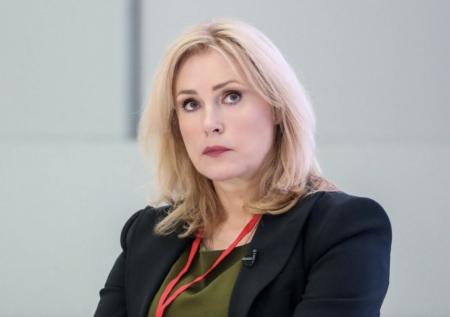Сын на СВО, смерть невестки, суды с сестрой: куда пропала Мария Шукшина
