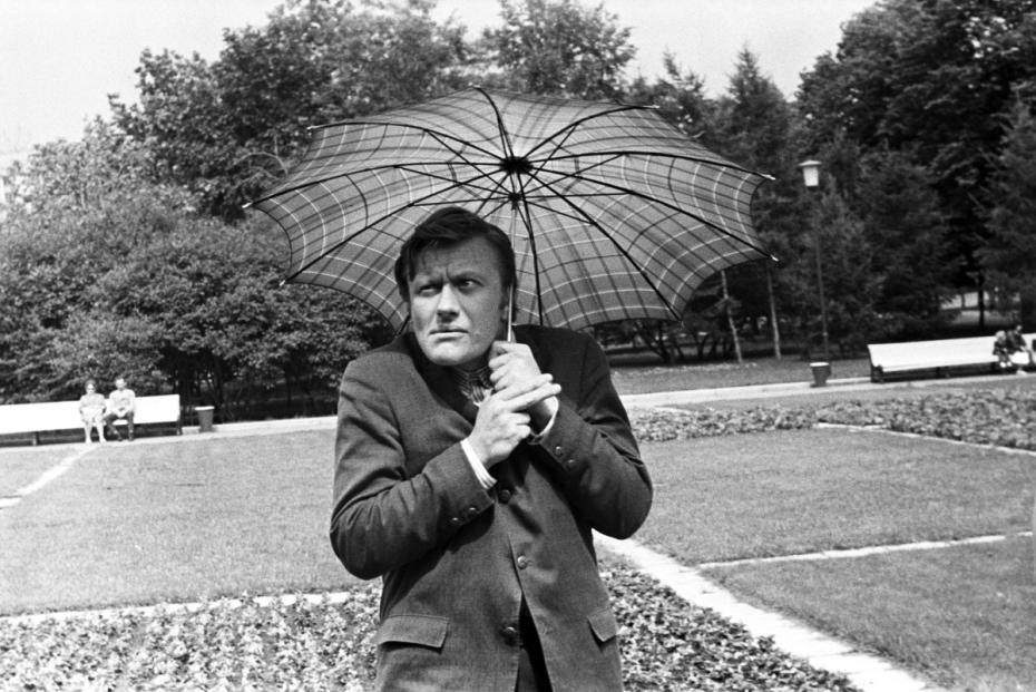 Андрей Миронов