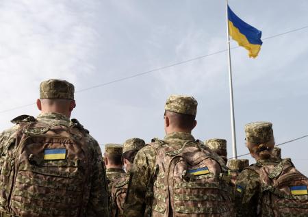 Демограф допустил мобилизацию юношей, несмотря на угрозу вымирания Украины
