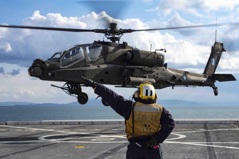 Вертолёт Apache