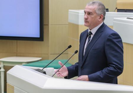 Аксенов назвал причину замены сенаторов от Крыма в Совфеде