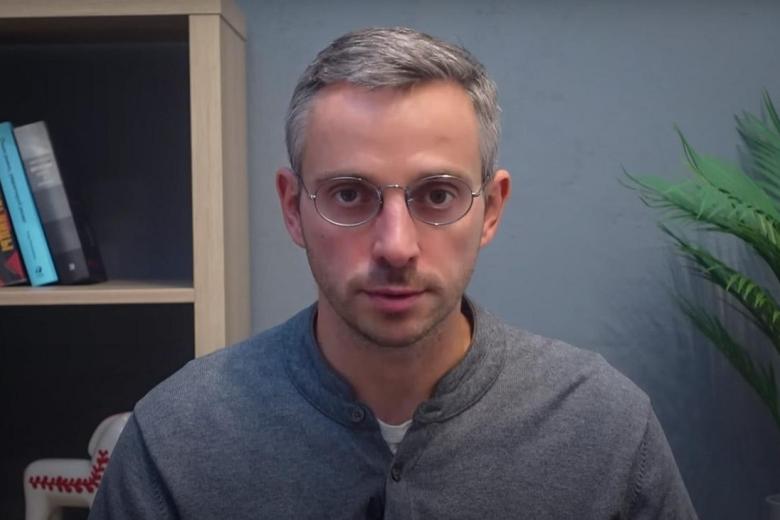 Дмитрий Колезев