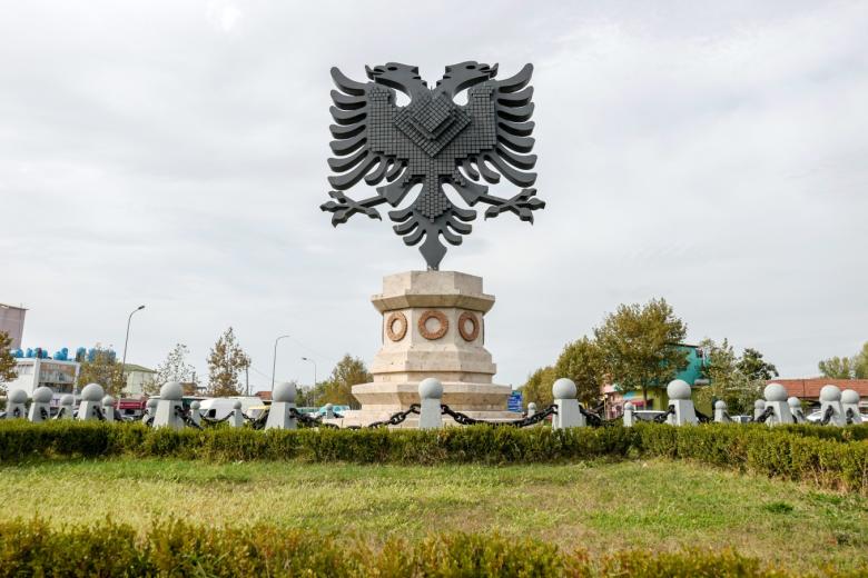 Центральная площадь в Тиране