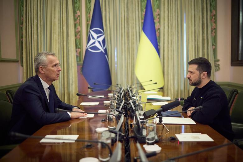 Йенс Столтенберг и Владимир Зеленский