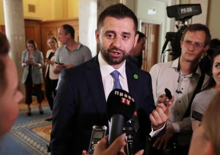 На Украине предложили отправлять депутатов на боевую подготовку