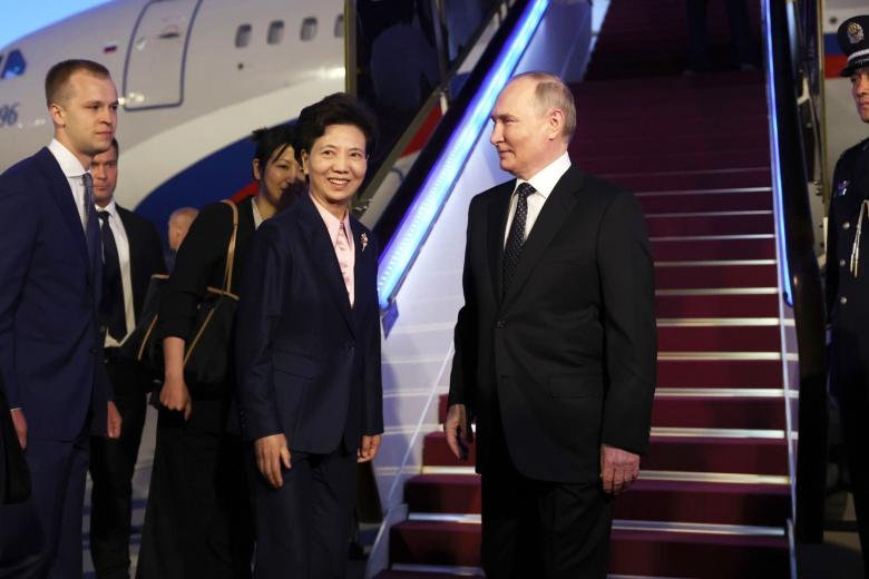 Владимир Путин прибыл с двухдневным государственным визитом в Китай