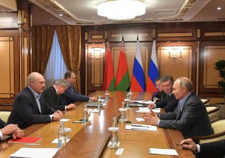 Уравнение со многими неизвестными: о чём будут говорить Путин и Лукашенко