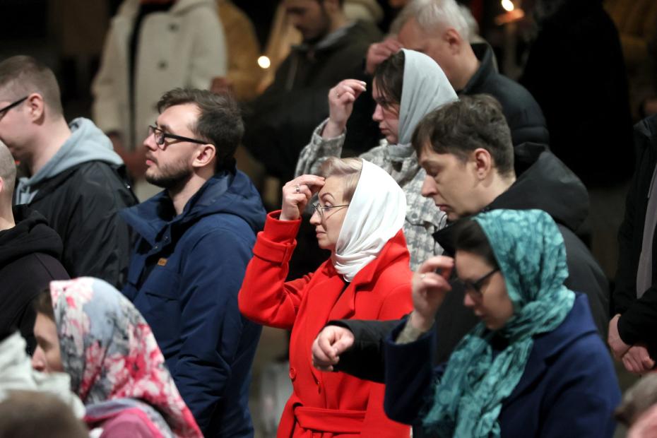 Пасхальное богослужение в Исаакиевском соборе в Санкт-Петербурге
