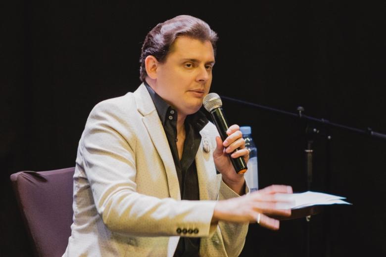 Евгений Понасенков