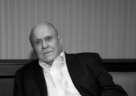 Громил подлецов, дал миллион на Донбасс: пять смелых поступков Меньшова