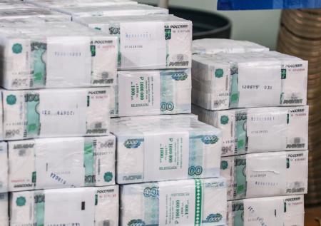 SHOT: из филиала «Северного морского пути» грабитель вынес 19 млн рублей