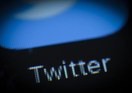 Twitter заблокировал аккаунт экс-советника саудовского наследного принца